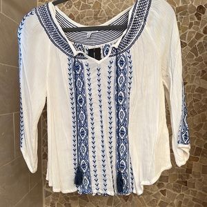 Women’s blouse